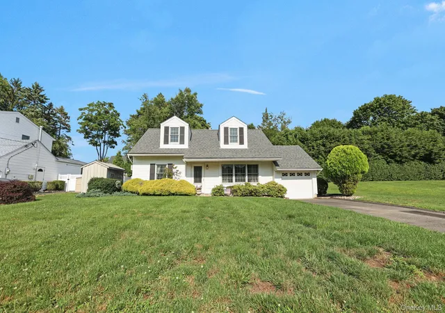 Photo 3 of Sale Pending at 62 Oldert Dr, Orangetown, NY 10965 | MLS# 1026201 | Listing updated on 2026-08-10