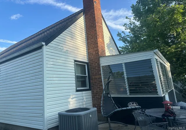 2nd image of 11516 Springfield Blvd #1, Cambria Heights, NY 11411 | MLS# 1026202