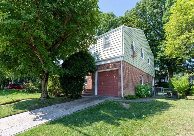 Photo 2 of Sale Pending at 79 38 Bell Blvd, New York, NY 11364 | MLS# 1026204 | Listing updated on 2026-09-06