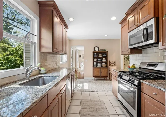 Photo 4 of Sale Pending at 3 Gabriel Dr, Cortlandt, NY 10567 | MLS# 1026225 | Listing updated on 2026-08-10