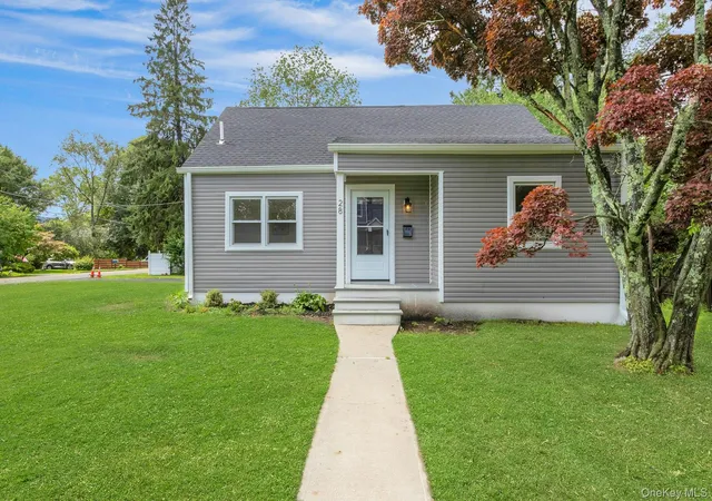 Photo 3 of Sale Pending at 28 Quaspeak Rd, Clarkstown, NY 10920 | MLS# 1026243 | Listing updated on 2026-08-18