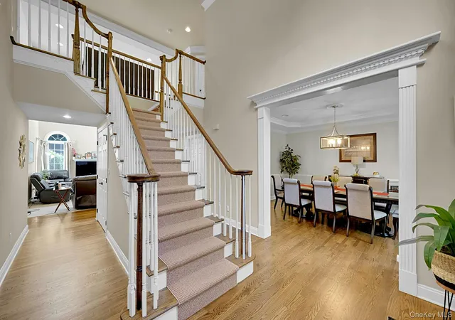 Photo 5 of Single family home for sale at 16 Eagle Ct, White Plains, NY 10605 | MLS# 1026246 | Listing updated on 2026-08-14