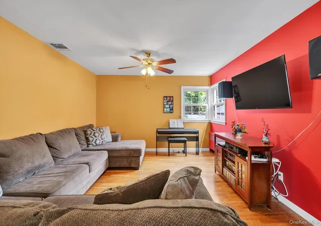 Photo 3 of Sale Pending at 202b 1st Street, East Northport, NY 11731 | MLS# 1026250 | Listing updated on 2026-08-11