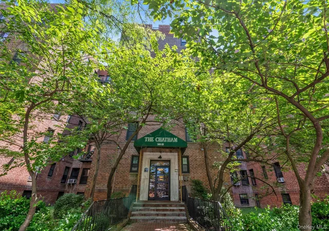 1st image of 140 18 Burden Crescent #305, New York, NY 11435 | MLS# 1026276