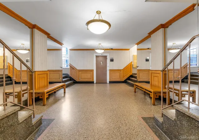 2nd image of 140 18 Burden Crescent #305, New York, NY 11435 | MLS# 1026276