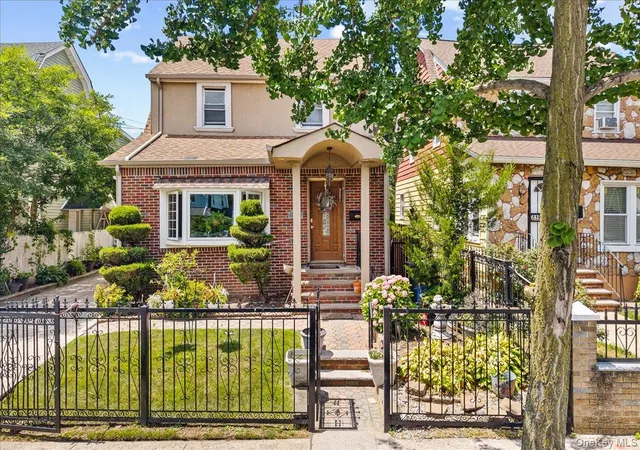 Photo 3 of Sale Pending at 11956 Farmers Blvd, New York, NY 11412 | MLS# 1026290 | Listing updated on 2026-08-05