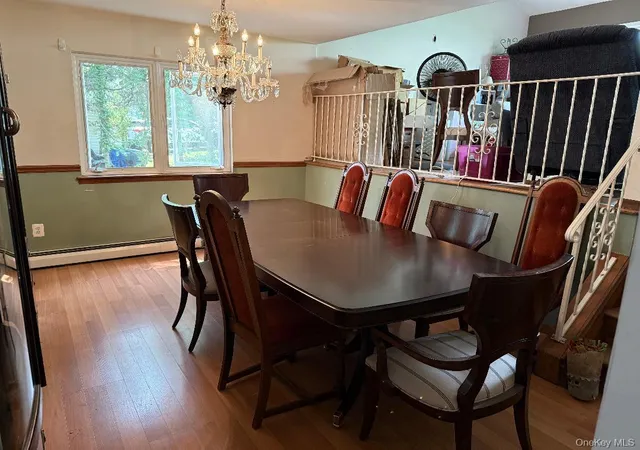 Photo 3 of Sale Pending at 39 Willow St, Brookhaven, NY 11784 | MLS# 1026295 | Listing updated on 2026-08-05