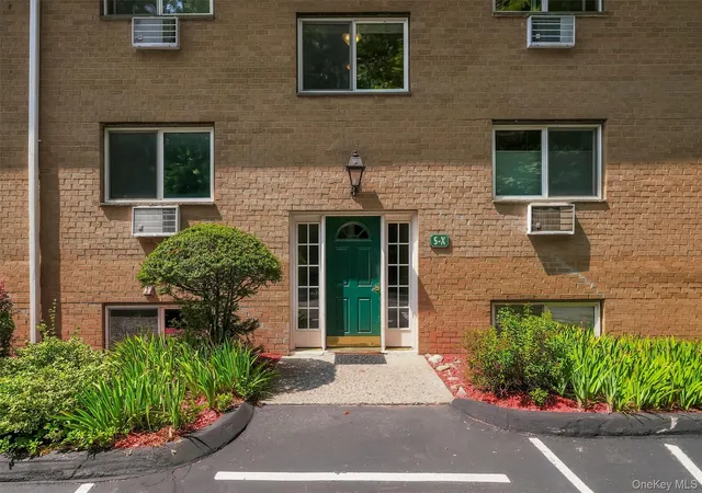 Photo 2 of Sale Pending at 13 Scenic Dr #U, Cortlandt, NY 10520 | MLS# 1026307 | Listing updated on 2026-09-25