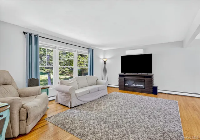 2nd image of 6 Gail Ln, Poughquag, NY 12570 | MLS# 1026310