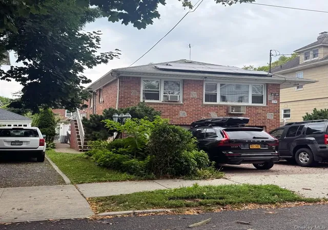Photo 1 of Single family home for sale at 4709 156th Street, Flushing, NY 11355 | MLS# 1026312 | Listing updated on 2026-07-16