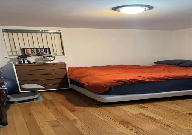 Photo 4 of Single family home for sale at 4709 156th Street, Flushing, NY 11355 | MLS# 1026312 | Listing updated on 2026-07-16