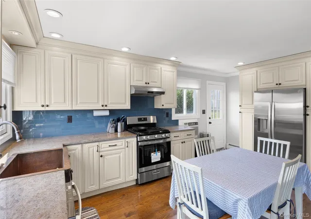 Photo 3 of Sale Pending at 7 Edwards Dr, Brookhaven, NY 11967 | MLS# 1026337 | Listing updated on 2026-08-10