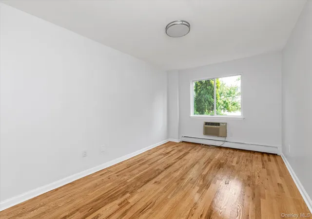 Listing Photo 4 - Condo for sale in building located at 93-29 91st Ave, New York, NY 11421