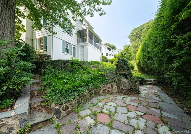 Photo 50 of Sale Pending at 21 Braxmar Dr S, Harrison, NY 10528 | MLS# 1026359 | Listing updated on 2026-09-03