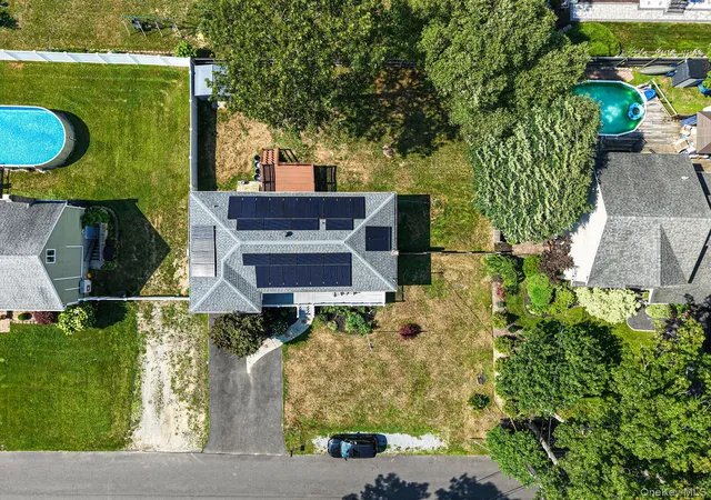 Photo 3 of Sale Pending at 51 Hampton Ave, Brookhaven, NY 11950 | MLS# 1026363 | Listing updated on 2026-08-05