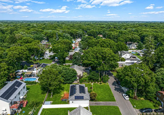 Photo 3 of Sale Pending at 51 Hampton Ave, Brookhaven, NY 11950 | MLS# 1026363 | Listing updated on 2026-08-05