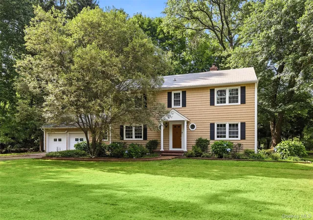Photo 2 of Sale Pending at 10 Hawthorne Way, Greenburgh, NY 10530 | MLS# 1026378 | Listing updated on 2026-08-12