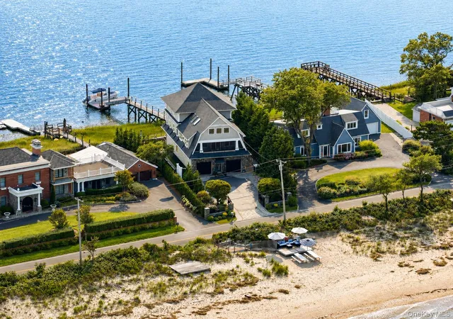 Photo 3 of Sale Pending at 389 Asharoken Ave, Northport, NY 11768 | MLS# 1026390 | Listing updated on 2026-07-22