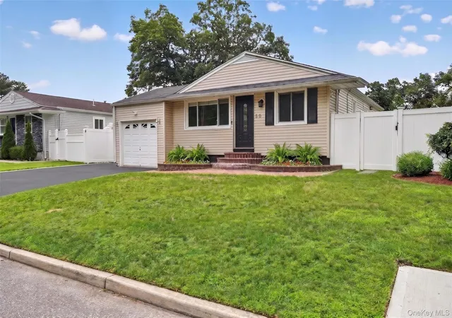 Photo 2 of Sale Pending at 50 Lantern St, Huntington, NY 11743 | MLS# 1026396 | Listing updated on 2026-09-26