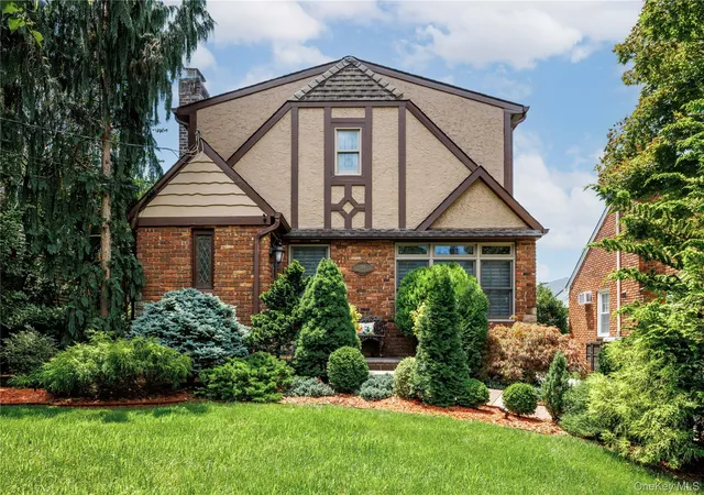 Photo 1 of Sale Pending at 109 Doncaster Rd, Malverne, NY 11565 | MLS# 1026408 | Listing updated on 2026-08-10