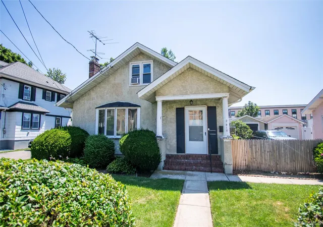 Photo 1 of Single family home for sale at 2415 Gale Ave, Baldwin, NY 11510 | MLS# 1026423 | Listing updated on 2026-07-25