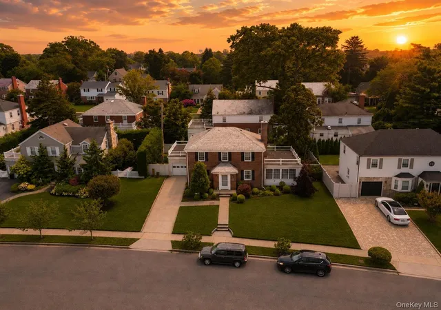 Photo 2 of Sale Pending at 2305 Coventry Rd, Baldwin, NY 11510 | MLS# 1026444 | Listing updated on 2026-09-08