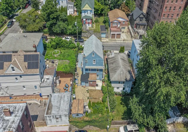 Photo 3 of Multi family home for sale at 18 Edgewood Ave, Yonkers, NY 10704 | MLS# 1026456 | Listing updated on 2026-09-27