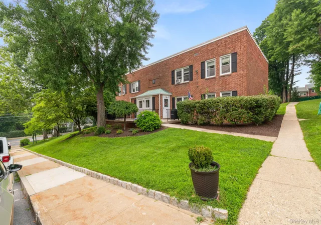 Photo 1 of Sale Pending at 120 N Broadway #3C, Greenburgh, NY 10533 | MLS# 1026465 | Listing updated on 2026-08-18