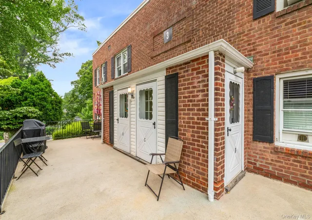Photo 3 of Sale Pending at 120 N Broadway #3C, Greenburgh, NY 10533 | MLS# 1026465 | Listing updated on 2026-08-18