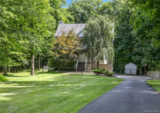 1st image of 282 Derby Rd, Middletown, NY 10940 | MLS# 1026479