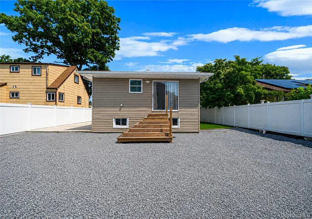 Photo 4 of Sale Pending at 188 Frederick Ave, Hempstead, NY 11575 | MLS# 1026493 | Listing updated on 2026-08-21
