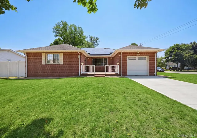 Photo 1 of Sale Pending at 32 Lake Ave, Deer Park, NY 11729 | MLS# 1026504 | Listing updated on 2026-09-04
