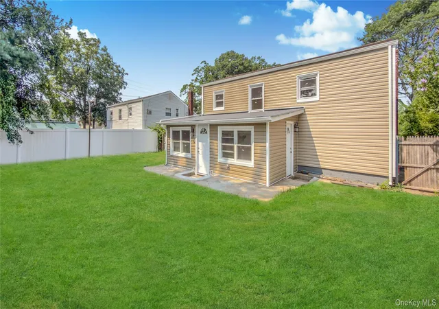 44th image of 162 State St, North Hempstead, NY 11590 | MLS# 1026509
