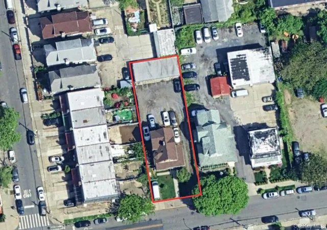 Photo 4 of Sale Pending at 146-11 35th Avenue, New York, NY 11354 | MLS# 1026514 | Listing updated on 2026-08-10