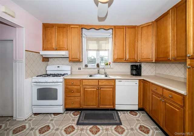 2nd image of 24 5th Ave, New Rochelle, NY 10801 | MLS# 1026526