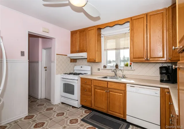 Photo 2 of Sale Pending at 24 5th Avenue, New Rochelle, NY 10801 | MLS# 1026526 | Listing updated on 2026-08-13