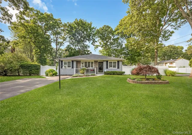 Photo 1 of Sale Pending at 281 Thrift St, Ronkonkoma, NY 11779 | MLS# 1026543 | Listing updated on 2026-08-08