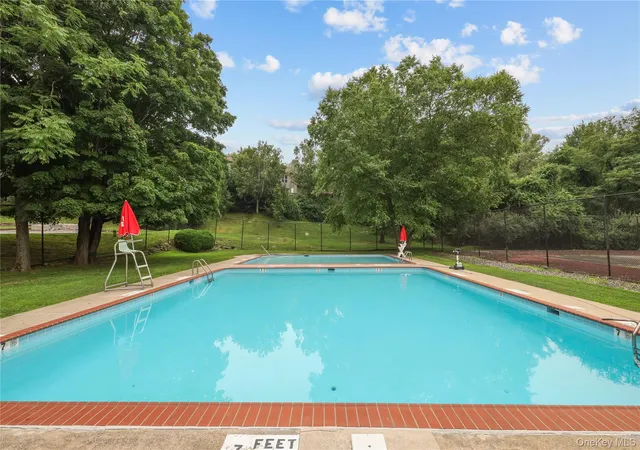 Listing Photo 2 - Condo for sale in building located at 1403 Villa At The Woods, Peekskill, NY 10566 - Unit #1403