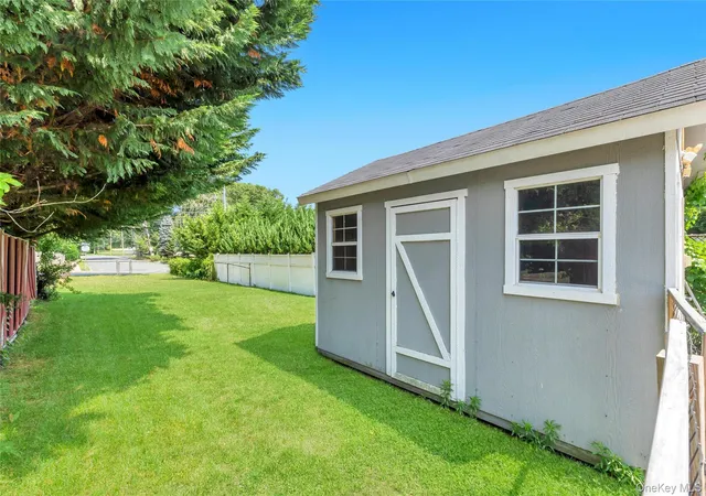 Photo 3 of Sale Pending at 437 Commack Rd, Islip, NY 11751 | MLS# 1026573 | Listing updated on 2026-07-31