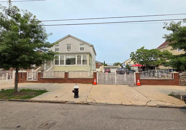 Photo 1 of Sale Pending at 2241 Haviland Ave, Bronx, NY 10462 | MLS# 1026583 | Listing updated on 2026-08-12