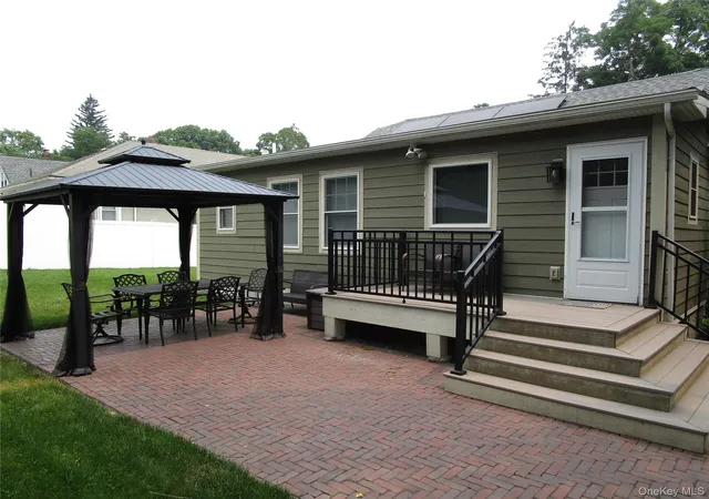 Photo 4 of Sale Pending at 9 Gallows Hl Rd, Cortlandt, NY 10567 | MLS# 1026594 | Listing updated on 2026-09-03