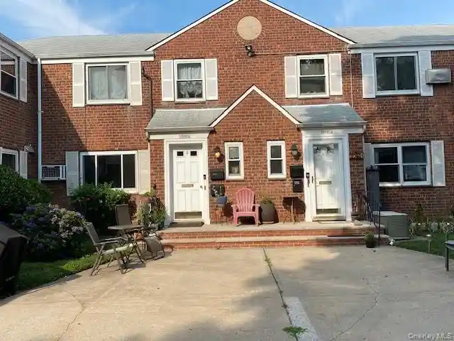 Listing Photo 1 - Condo for sale in 72-59 Little Neck Pkwy located at 72-59 Little Neck Pkwy, New York, NY 11004 - Unit #H-1