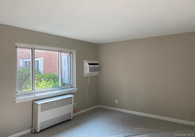 Listing Photo 3 - Condo for sale in building located at 72-59 Little Neck Pkwy, New York, NY 11004 - Unit #H-1