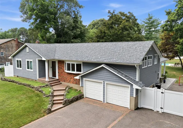 2nd image of 18 Millet St, Huntington, NY 11746 | MLS# 1026605