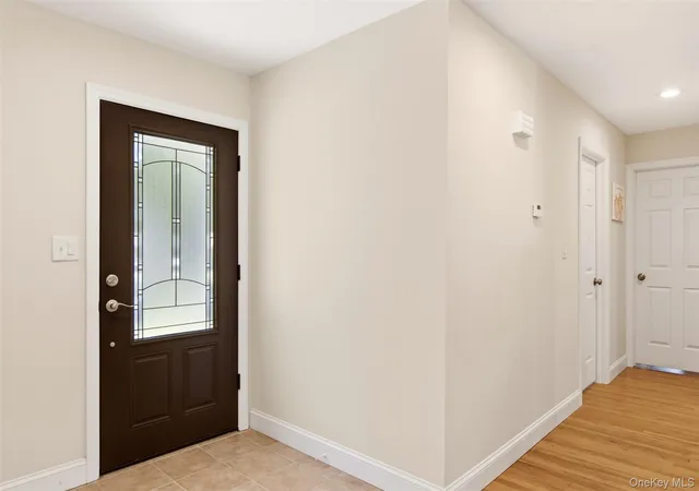 5th image of 18 Millet St, Huntington, NY 11746 | MLS# 1026605