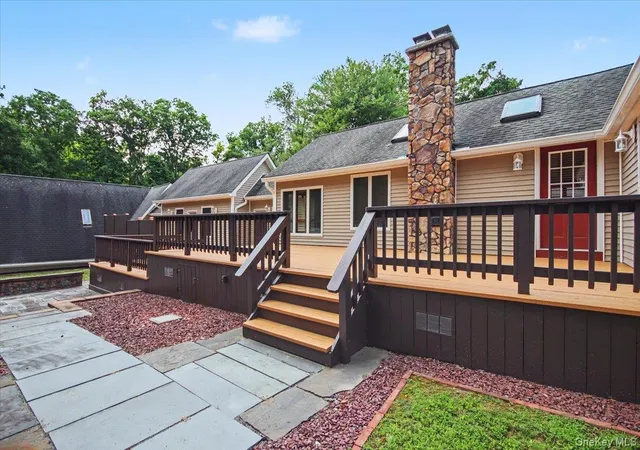 2nd image of 70 Camp Dr, Rhinebeck, NY 12572 | MLS# 1026621