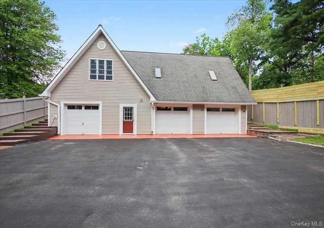 Photo 3 of Single family home for sale at 70 Camp Dr, Rhinebeck, NY 12572 | MLS# 1026621 | Listing updated on 2026-10-07