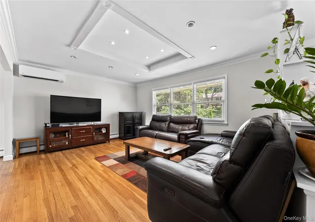 Photo 4 of Sale Pending at 2669 Springhurst St, Yorktown Heights, NY 10598 | MLS# 1026623 | Listing updated on 2026-08-24