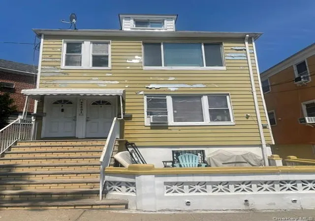 Photo 1 of Sale Pending at 4451 Barnes Ave, Bronx, NY 10466 | MLS# 1026629 | Listing updated on 2026-09-17