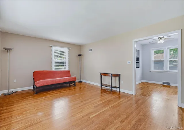 4th image of 2 Hennessey Pl, Poughkeepsie, NY 12601 | MLS# 1026641